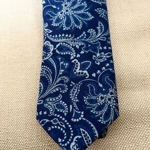 David Donahue Navy Blue Paisley Silk Tie New with Tags!